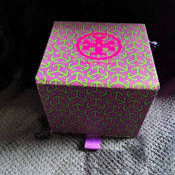 TORY BURCH Metallic Enamel Raised Logo Wide Cuff Bracelet - Original Bag and Box - Picture 3 of 6